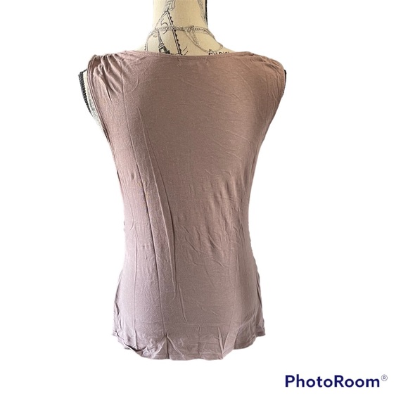 Gap Light Brown Gathered Tank Top scallop hem size L - Picture 4 of 7